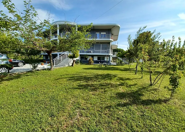 Casa In Giardino